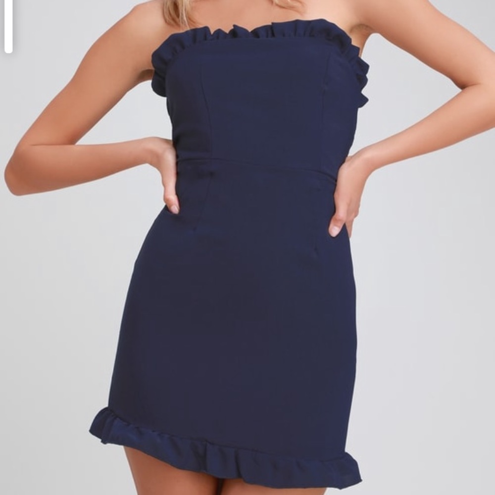 NWT Lulu’s small strapless navy dress